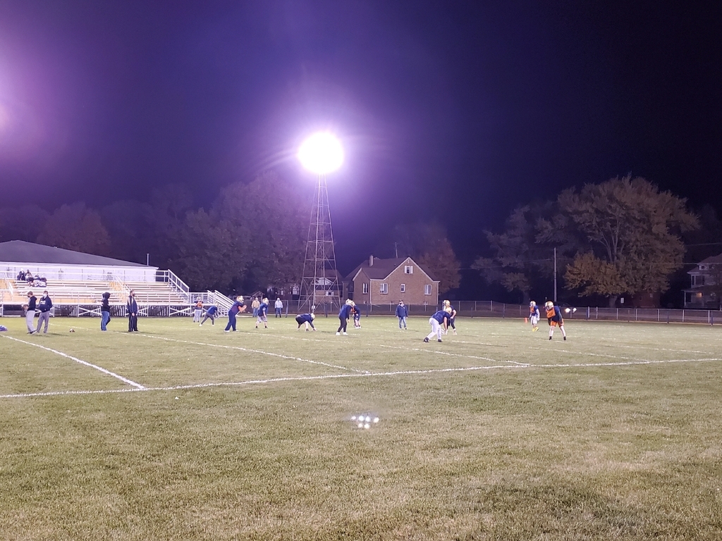 7 on 7 football scrimmage