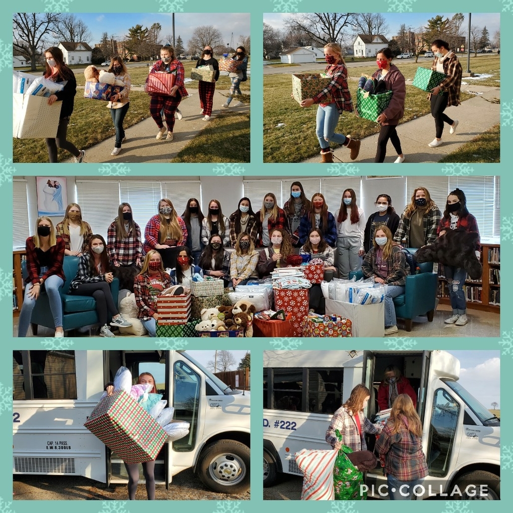 Polo Student Council delivering holiday gifts.